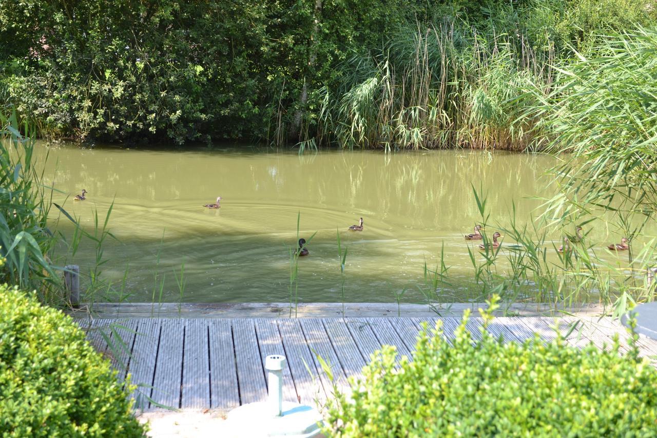 Villapark De Weerribben Paasloo 外观 照片