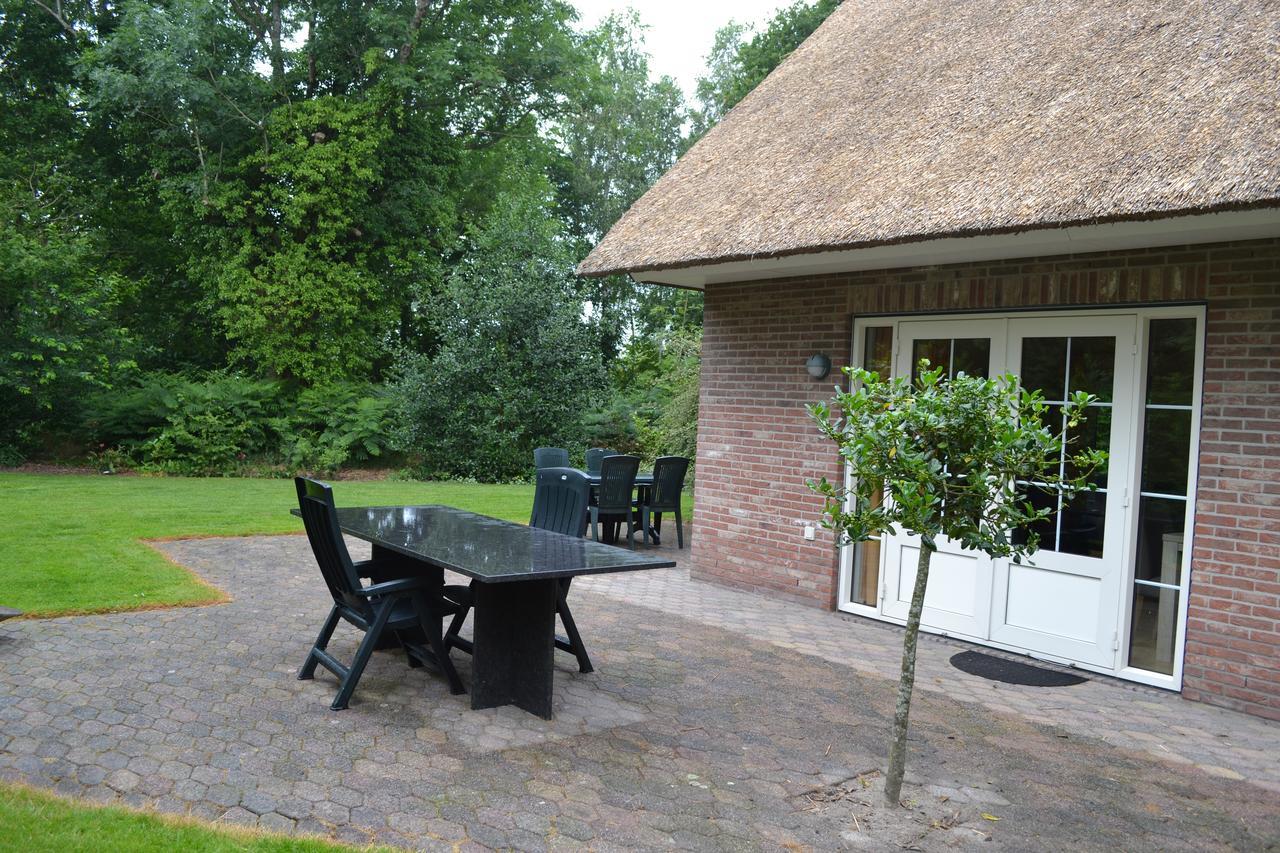 Villapark De Weerribben Paasloo 外观 照片