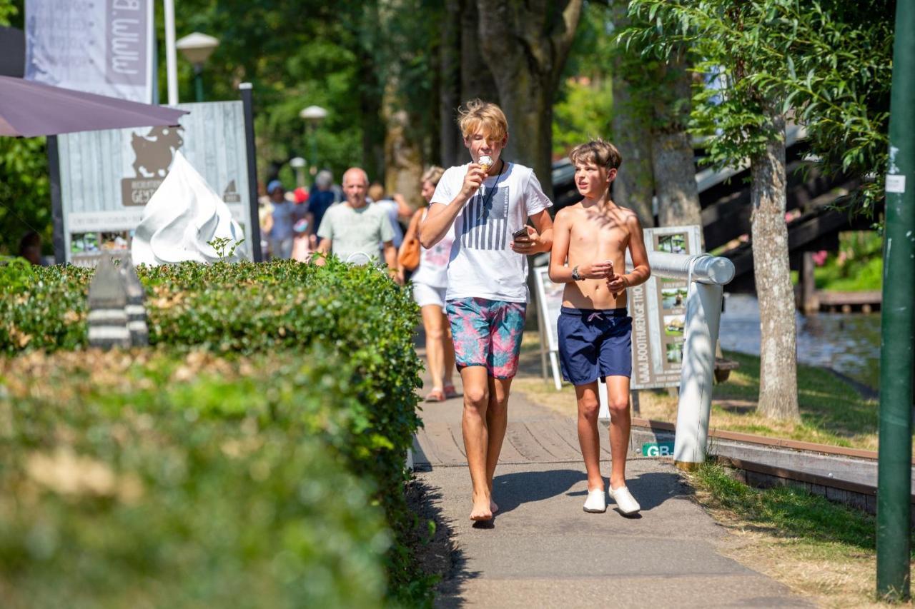Villapark De Weerribben Paasloo 外观 照片
